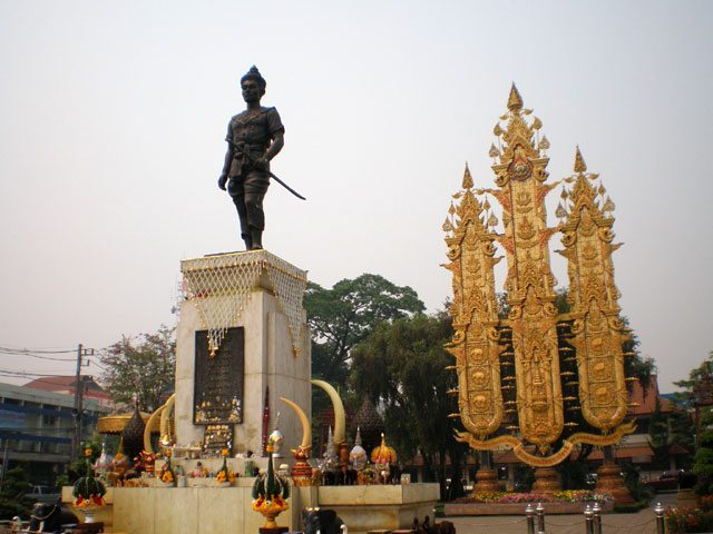 نصب الملك مانغراى