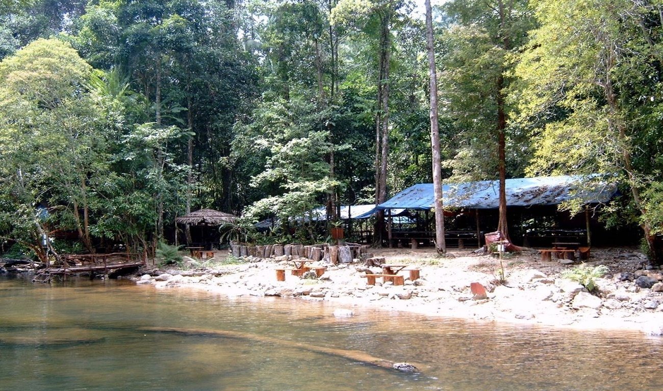 حديقة إنداو رومبين الوطنية ماليزيا