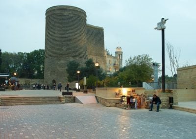 روعة وجمال برج العذراء بمدينة باكو | السياحه فى برج العذراء فى باكو