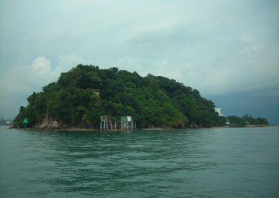 Sisters Island and Lazarus Island