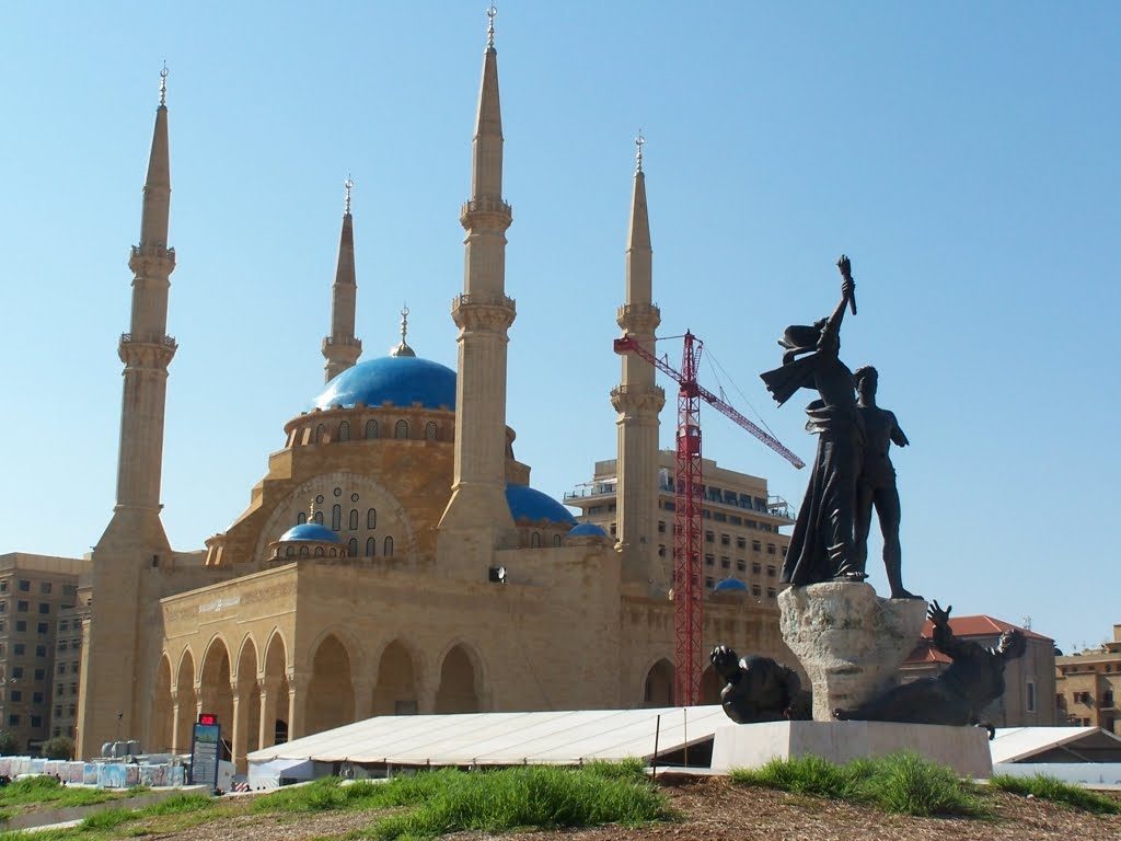 ساحة الشهداء بيروت