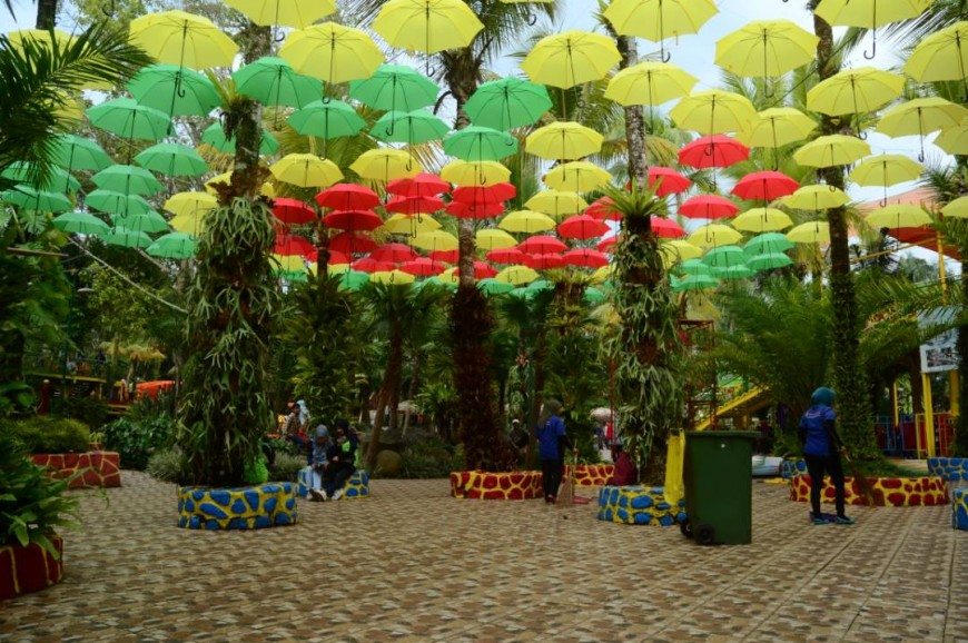 حديقة تامان ماتاهاري بونشاك اندونيسيا