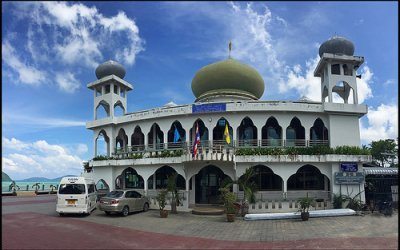 اشهر المساجد فى بوكيت