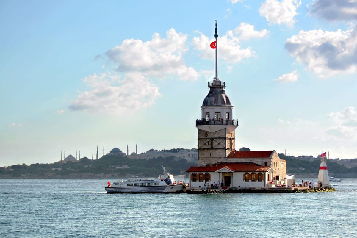 أنشطة في برج الفتاة اسطنبول تركيا