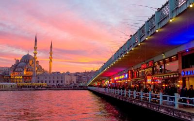 جسر جالاتا في اسطنبول